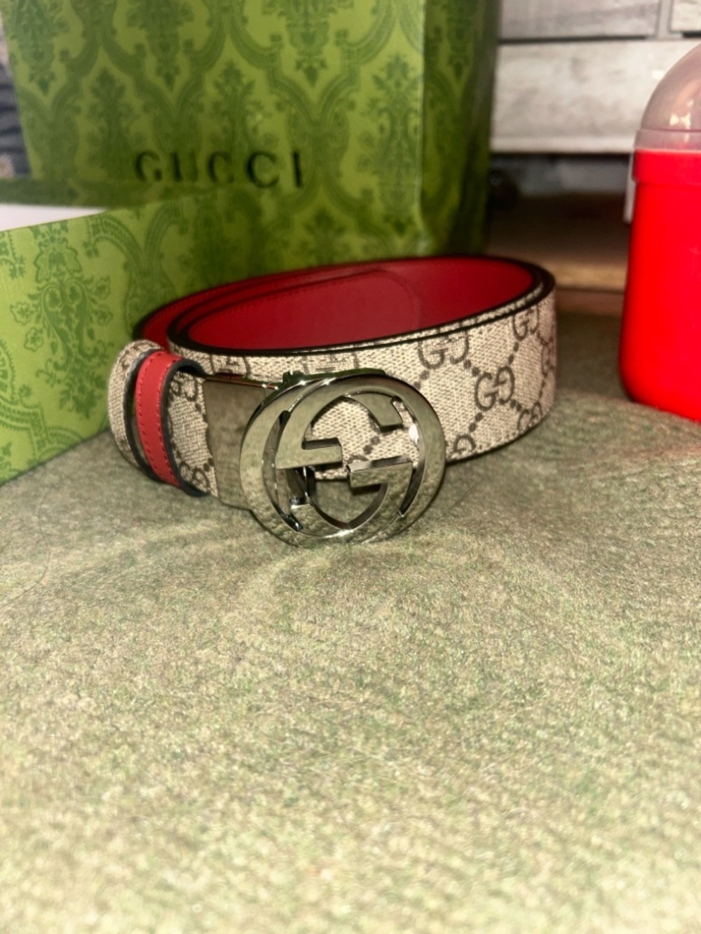 Gucci Men’s Black and Red Leather Belt with Polished Buckle - Picture 3 of 4